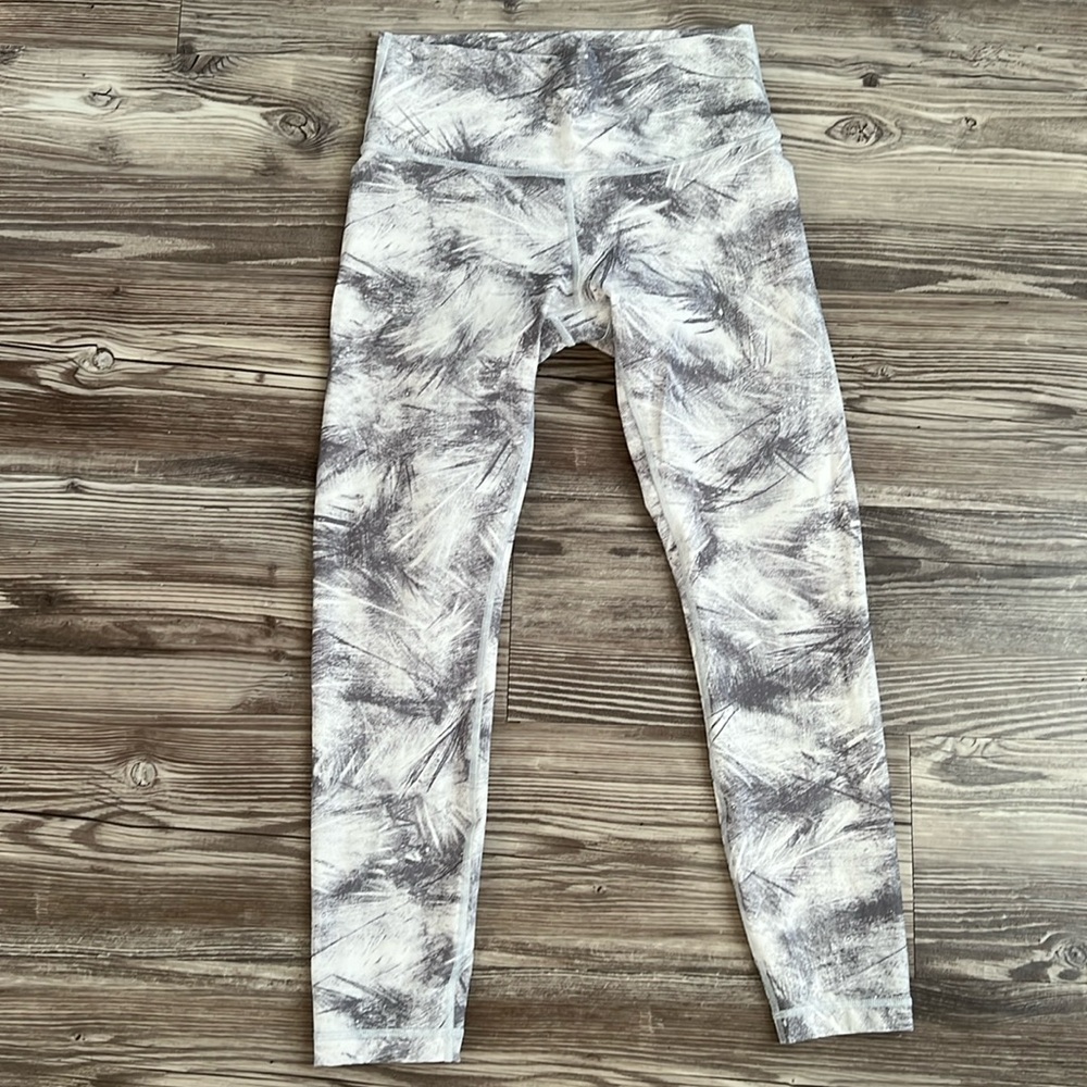 Lululemon Wunder Under Hi-Rise 7/8 Tight Breeze By White Light Cast White Gray